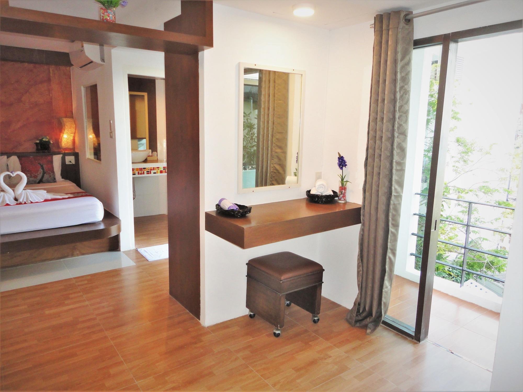 Hotel La Moon At Phuket - Sha Extra Plus Exterior foto